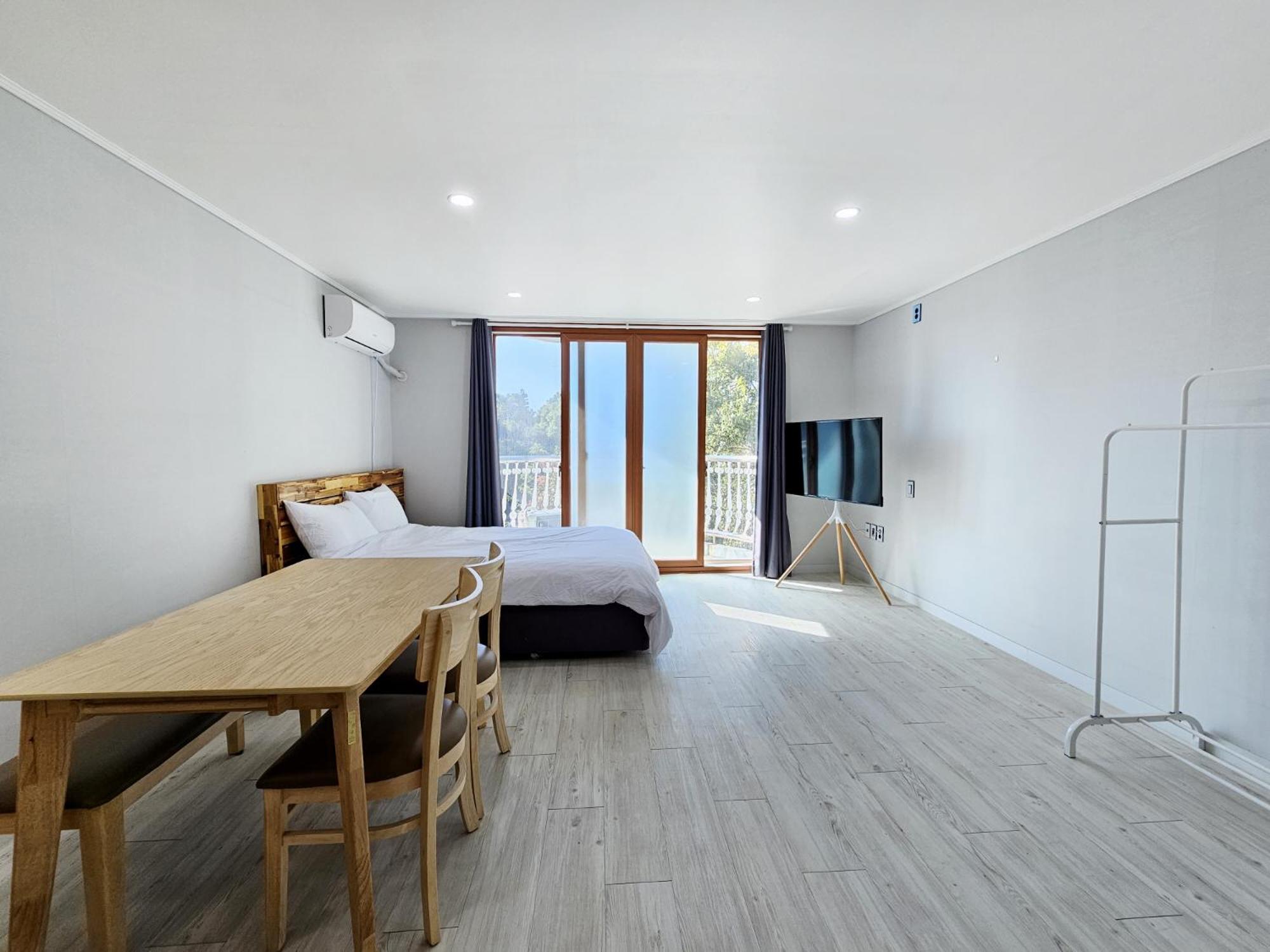 Greenside Pension Seogwipo-stad Buitenkant foto