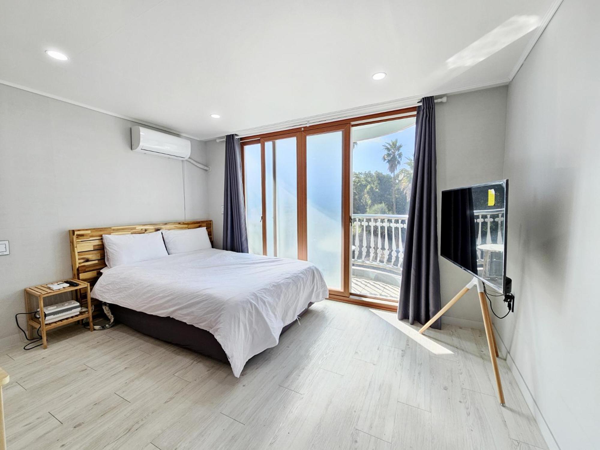 Greenside Pension Seogwipo-stad Buitenkant foto