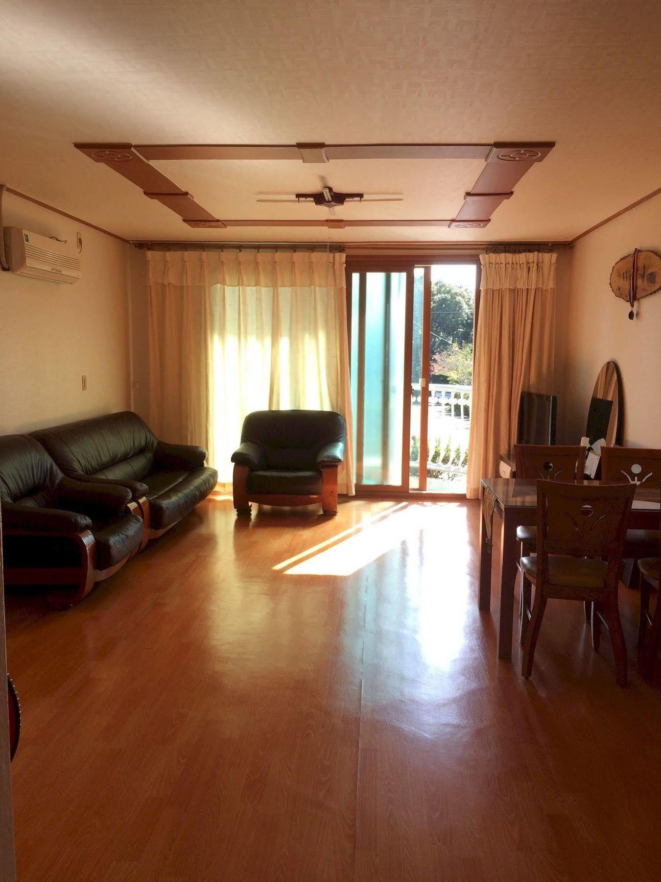 Greenside Pension Seogwipo-stad Buitenkant foto